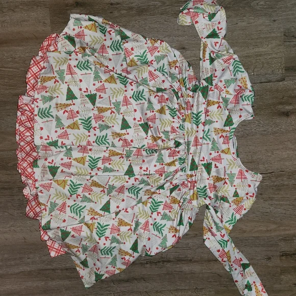 Sweet Caroline Boutique Christmas dress - Picture 4 of 4